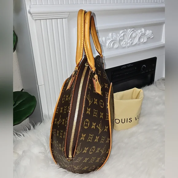 π₯π₯ Beautiful Condition π₯π₯ Authentic Louis Vuitton Ellipse MM - Picture 13 of 17